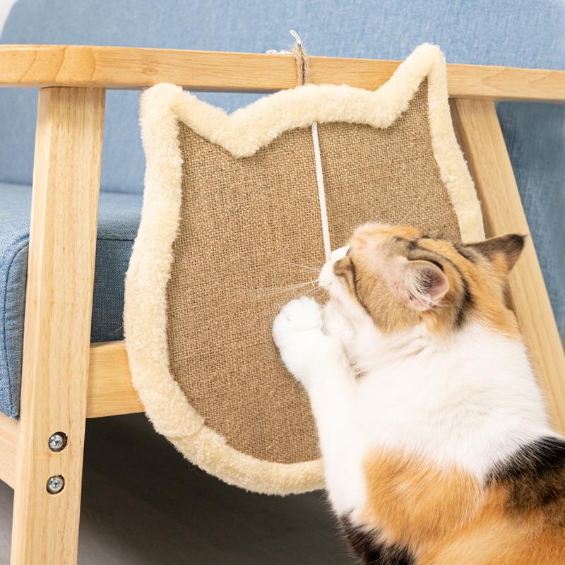 Manufacturer  Fish Rectangle Shape Sisal Cat Scratcher Board with Viscose Hook