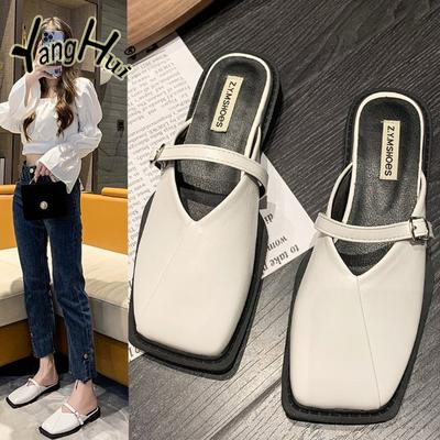 Удобные женские тапочки в корейском стиле с плоским дном и квадратным носком 2024 года, модные повседневные простые универсальные нескользящие сандалии, лето