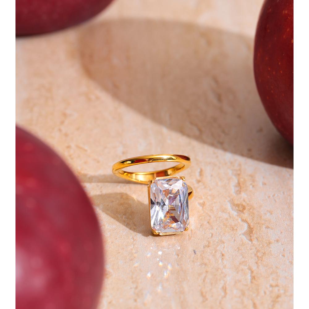 Eetit Bling Cubic Zirconia Rectangle Golden Ring High Quality Stainless Steel Tarnish Resistant Premium Jewelry Recommend