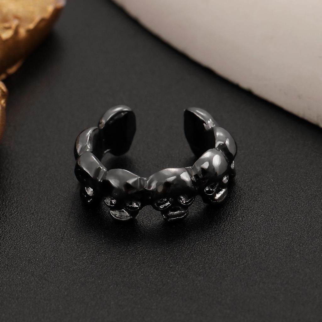 Серьги-клипсы на ухо в виде скелета руки и позвоночника – Европейский и американский панк-стиль, не требуют пирсинга