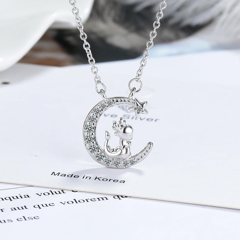 Zodiac Necklace with Zirconia Collarbone Chain Pendant Star and Moon Necklace Popular Jewelry Valentine's Day Gifts