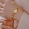 BS Bee Sister Ladies Small Gold Watch Elegant Quartz Vintage Woman Watches Luxury Waterproof Fashionable Wristwatch Gifts