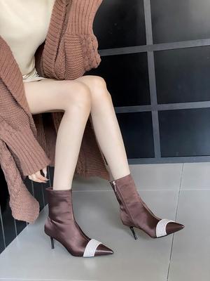 Мода Шелковые женские ботильоны с острым носком зимние ботинки женские тонкие высокие каблуки молния сзади стразы цепи осенне-весенние ботинки женские 40