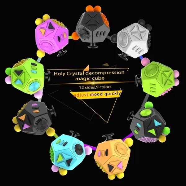 Fidget Cube Release Stress Cube Stress Angst Weiches Material Druckentlastendes Spielzeug für Erwachsene und Kinder Geschenkidee