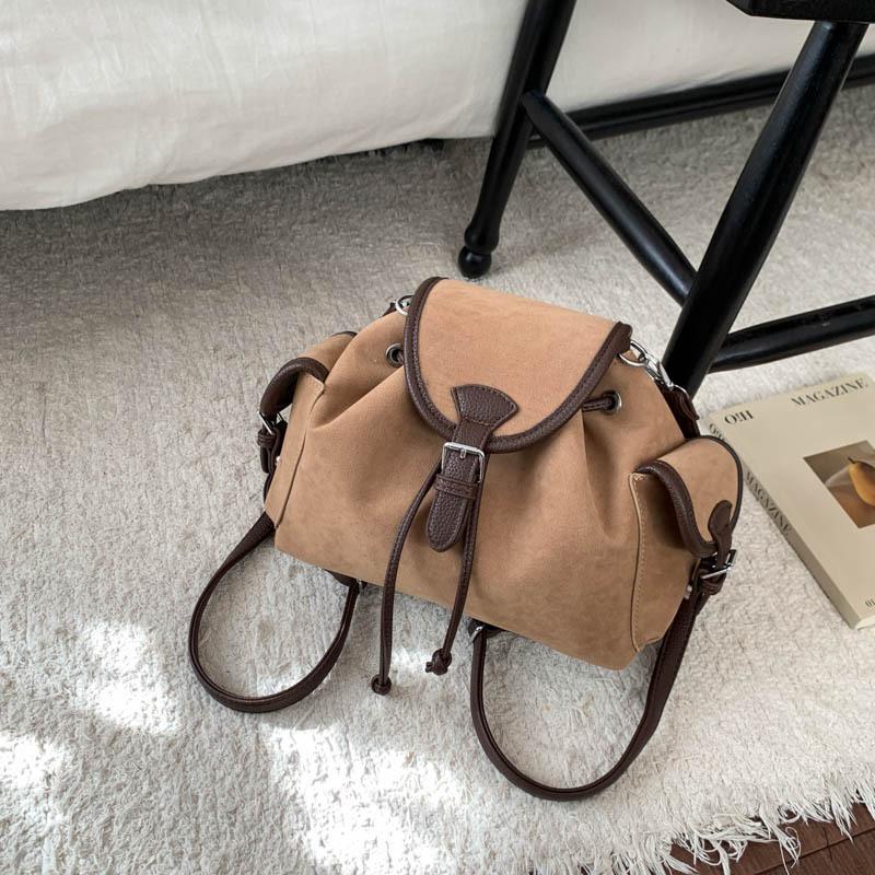 Осенне-зимний ретро замшевый женский рюкзак 2025 новый большой вместимости для поездок на работу студенческий школьный рюкзак для занятий