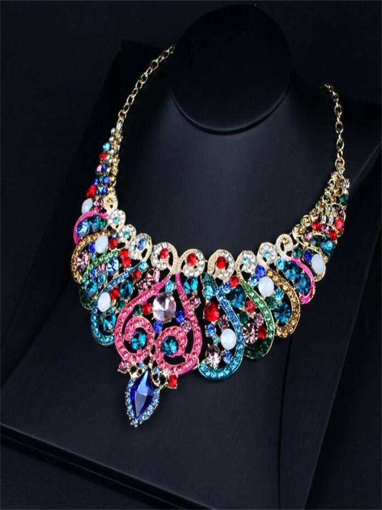 Retro Temperament Crystal Necklace Earrings Set High -Grade Alloy Jewelry Accessories For Woman
