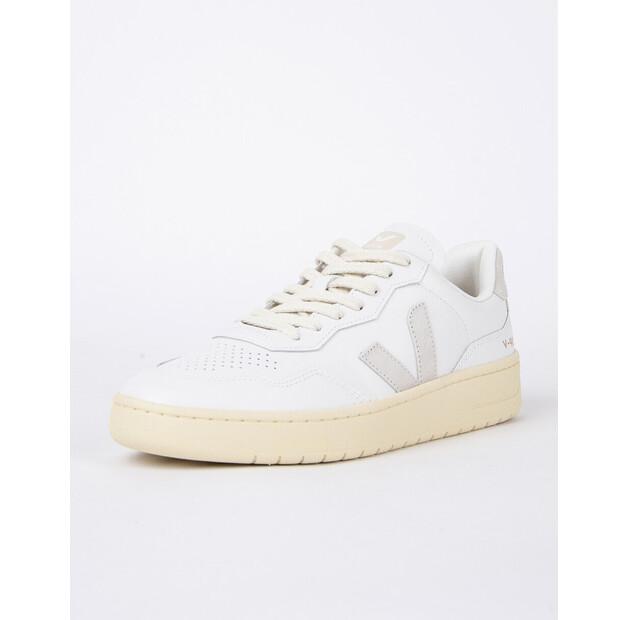 Кроссовки Veja V-90 Leather Sneaker