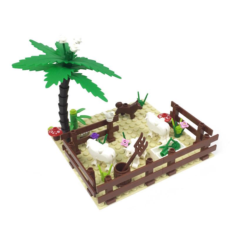 Farm Animal Building Blocks Set: Cow, Pig, Chicken & Horse DIY Kit