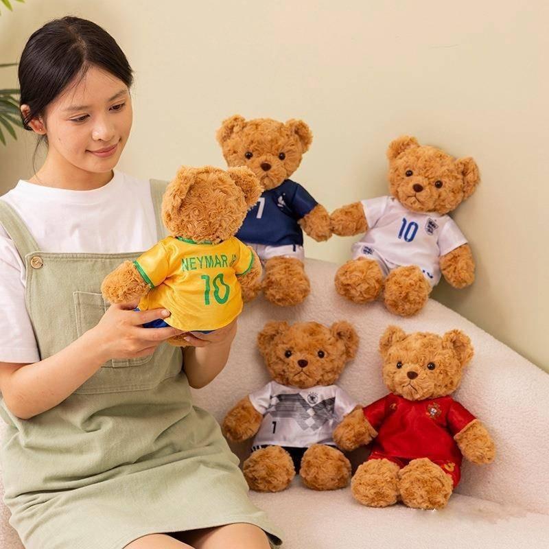 Очаровательная плюшевая игрушка Мишка-футболист в футболке Месси. Милый и коллекционный подарок
