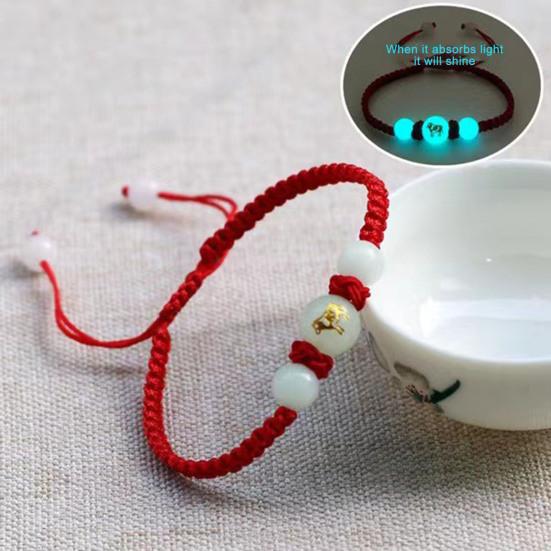 Браслет на удачу в год змеи из красной веревки, плетеная цепочка на руку, светящийся камень, регулируемый, плетеный вручную, браслет на запястье в год змеи, подарочный браслет на новый год