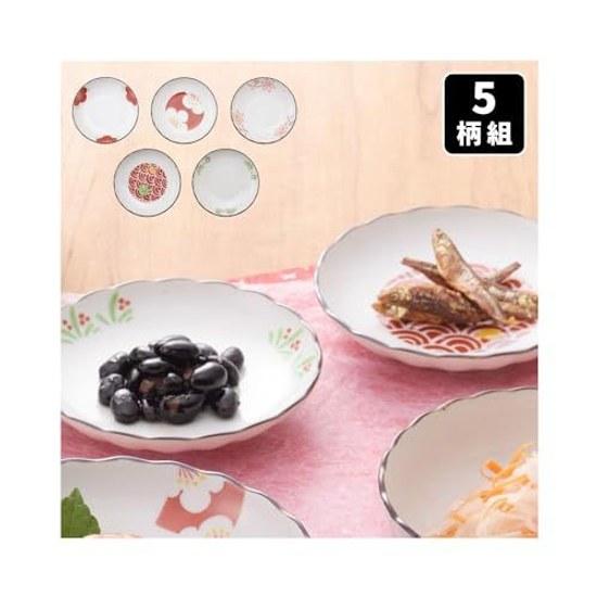 Saikaitoki Red Painting Variations Chrysanthemum Shape Small Plates Set 5