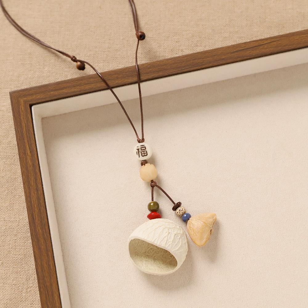 Handmade woven necklace pendant in Chinese ethnic style cotton and linen pendant necklace