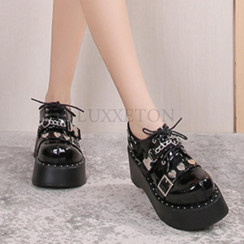 Женские туфли-лодочки Mary Jane Derby с металлическим украшением на платформе и плоском каблуке Женская обувь на танкетке Лолита Готика Харадзюку Панк Обувь