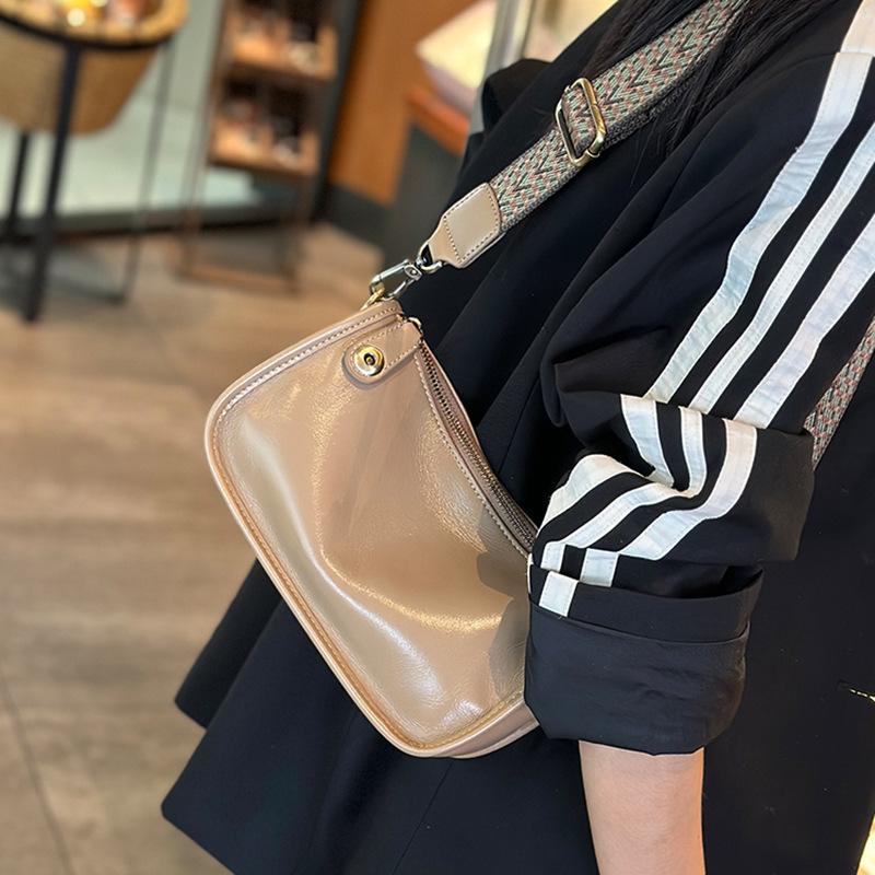 Легкая роскошная женская сумка-мессенджер из коровьей кожи первого слоя, модная сумка подмышкой, высококачественная сумка-пельмень, кожаная сумка на одно плечо.