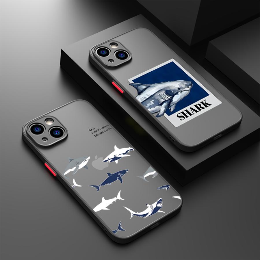Мультяшная акула Funda Задняя крышка чехла для телефона для iPhone 17 Pro Max 14 16 Plus 7 8 SE 12 15 Air 11 13 Mini XS XR