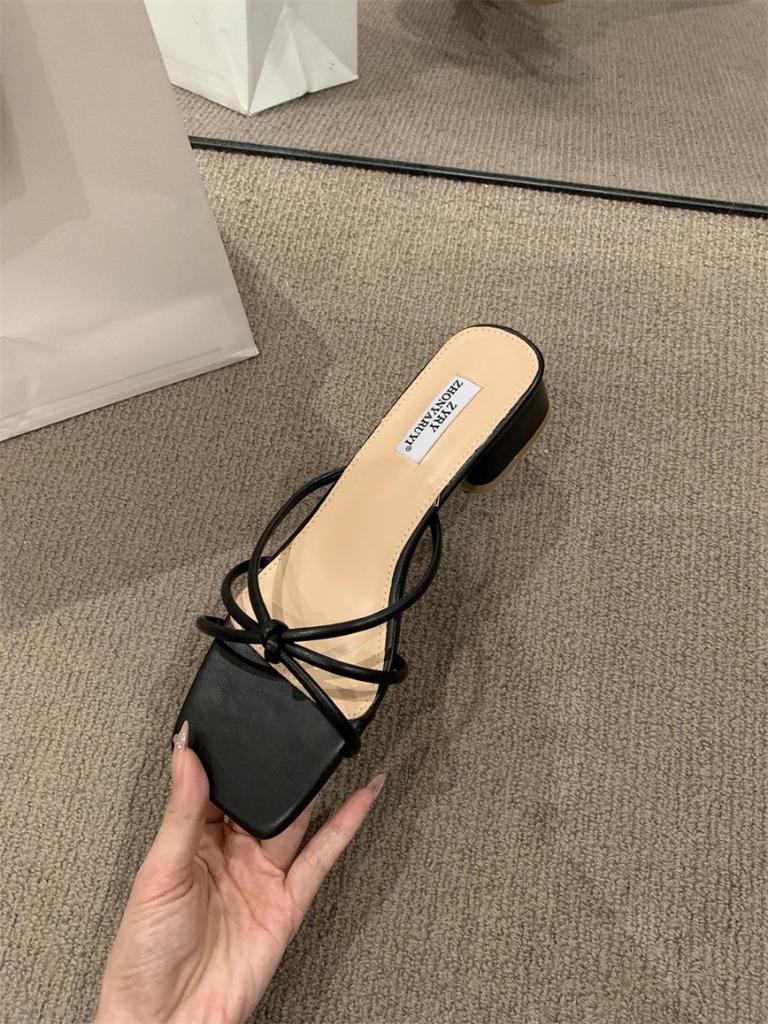 French Evening Breeze Sandals Outside Women's Shoes Spring and Summer 2024 New Silver Square Head with Skirt Thick Heel Sandals