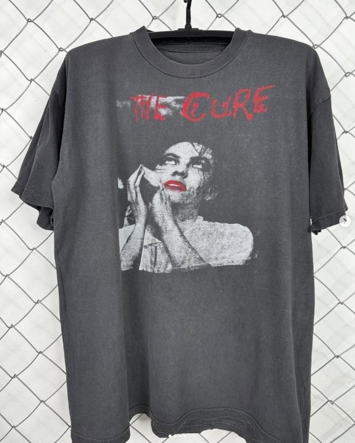 Футболка рок-группы The Cure Винтажная футболка The Cure Подарок The Cure для унисекс и женщин Унисекс футболка Подарок для нее Подарок для него