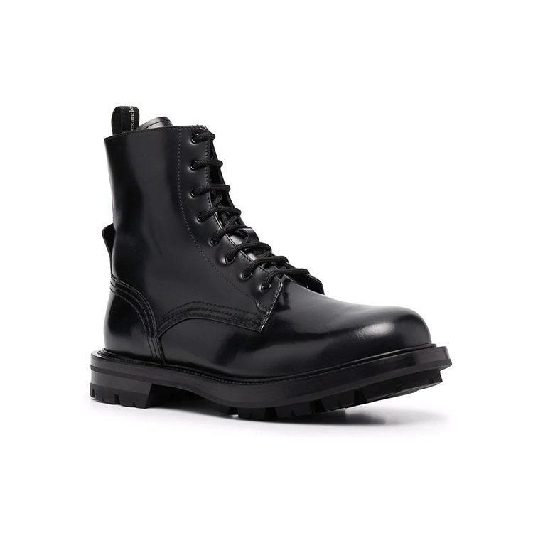 Alexander Mcqueen Черный кожаный армейский ботинок 683569WHZ801000