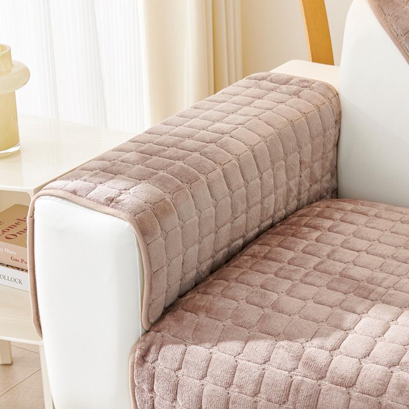 Плюшевые универсальные нескользящие чехлы на диван