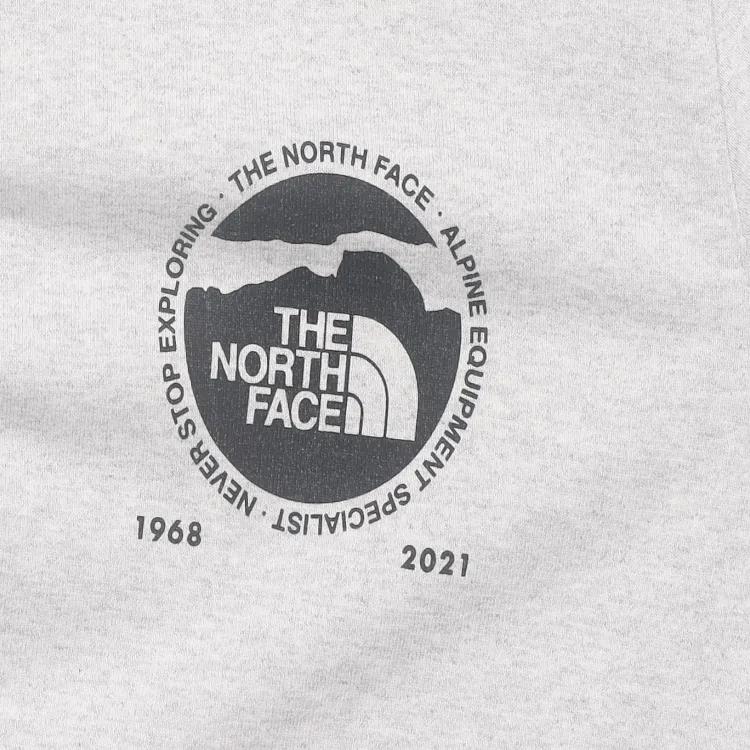 THE NORTH FACE Invincible Half Dome Graphic L / S T shirt (Unisex) Sweatshirts NF0A5JVV E2L