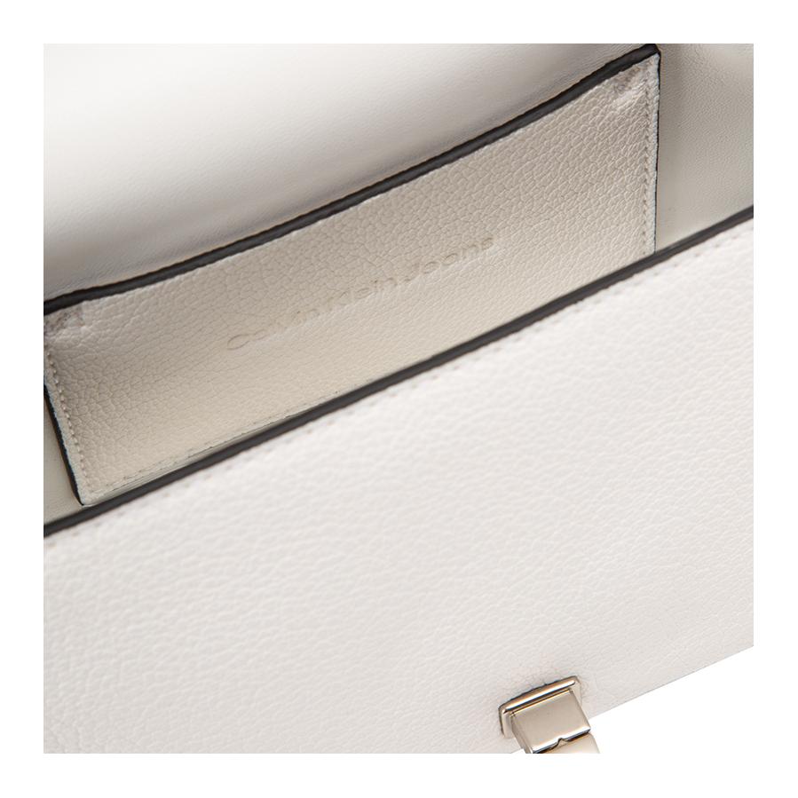 New CALVIN KLEIN Synthetic Material Shoulder Bag Women's Moon White DH3240-391