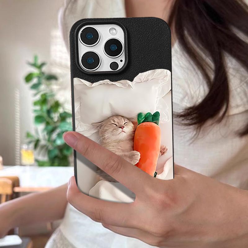 Чехол для iPhone 17 Pro Max Спящий кот Узор с морковкой Кожаная текстура Мягкий силиконовый чехол для Funda iPhone 16 Pro Max 15 14 13 12 11 Air 16E