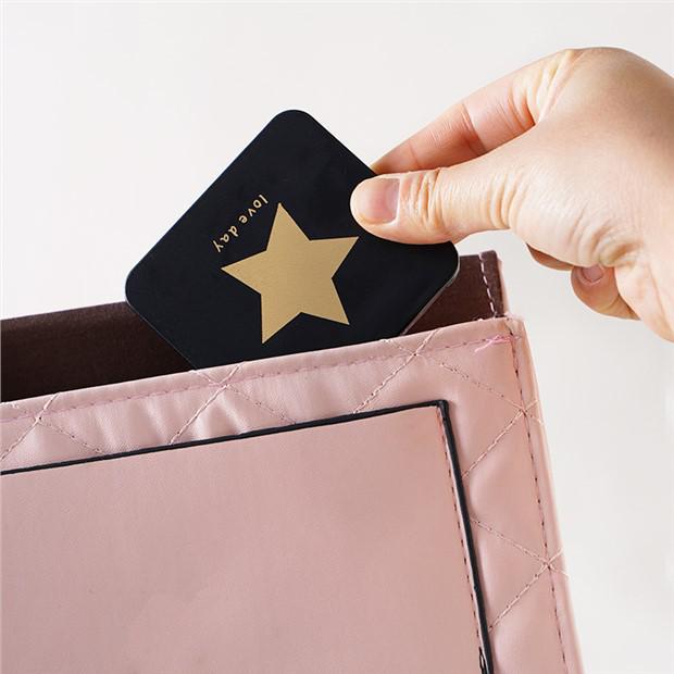 Компактное складное двухстороннее мини-зеркало — идеально подходит для макияжа и переодевания, стильное и портативное с шикарным дизайном