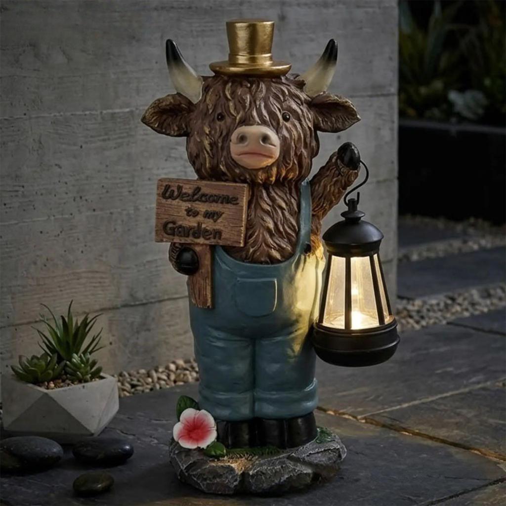 Highland Cow Garden Lantern Statue Multi-Purpose Welcome To Garden Sign Figurine Highland Cows Ornaments for Porch Patio Balcony