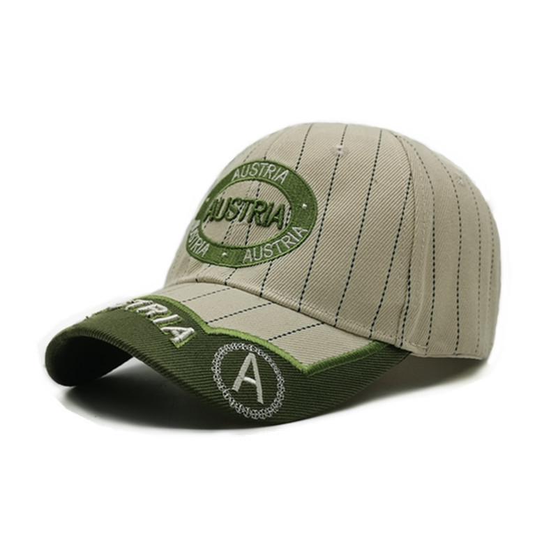 Unisex Versatile Duckbill Cap: Solid Color Embroidered Baseball Hat for Large Head Circumference