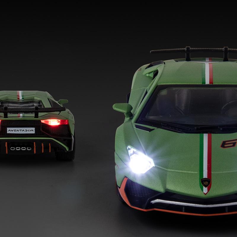 1:32 Scale Lambo LP780 Model Car, Zinc Alloy Pull Back Toy Car with Sound and Light for Kids Boy Girl