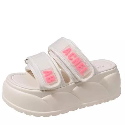 Модные женские тапочки на толстой подошве для летней носки Модные сандалии 8 см Пляжные мягкие уличные тапочки на толстой подошве