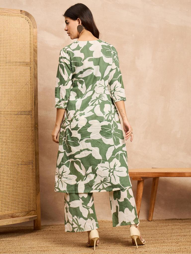 Туника А-силуэта с цветочным принтом и комплекты палаццо