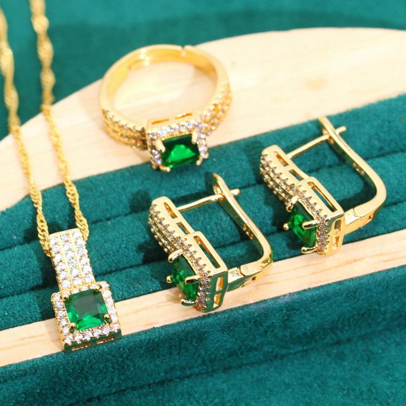 Набор золотых украшений Европа и США Горячие украшения Антиаллергенное циркониевое ожерелье Серьги Кольцо