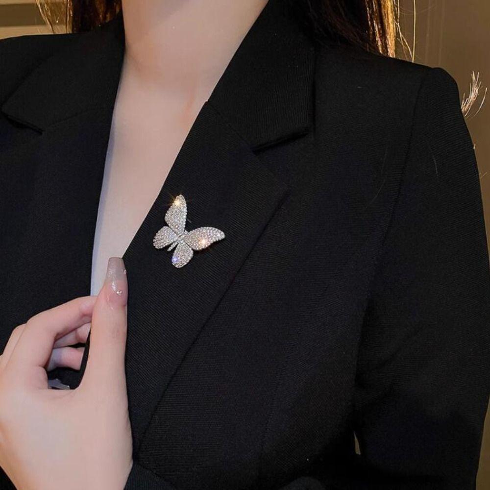 Full Rhinestone Suit Collar Pin Korean Style Rhinestone Brooch Rhinestone Butterfly Brooch  Girls
