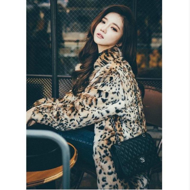 Spring, Autumn and Winter New Specials, Rabbit Fur and Leopard Print Imitation Fur Jacket, Fashionable Medium and Long Fur Coat, Women's Tide To Keep