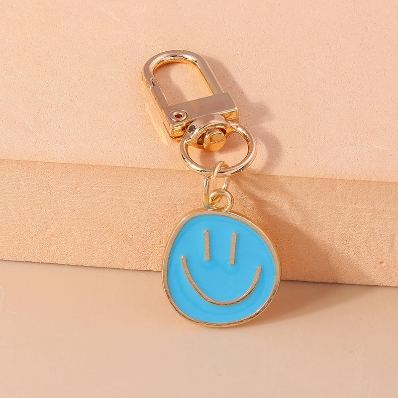 Lovely Smile Face Keychain Emoticon Keyring Pendants for Men Women Key Holder Handbag Decor Pendant DIY Jewelry Gifts