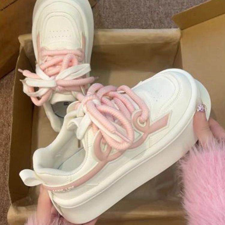 Девочки молоко huhu маленькие белые туфли универсальные весна и осень 2024 новые модели с юбками на толстой подошве украшения маленькие кексы туфли женские