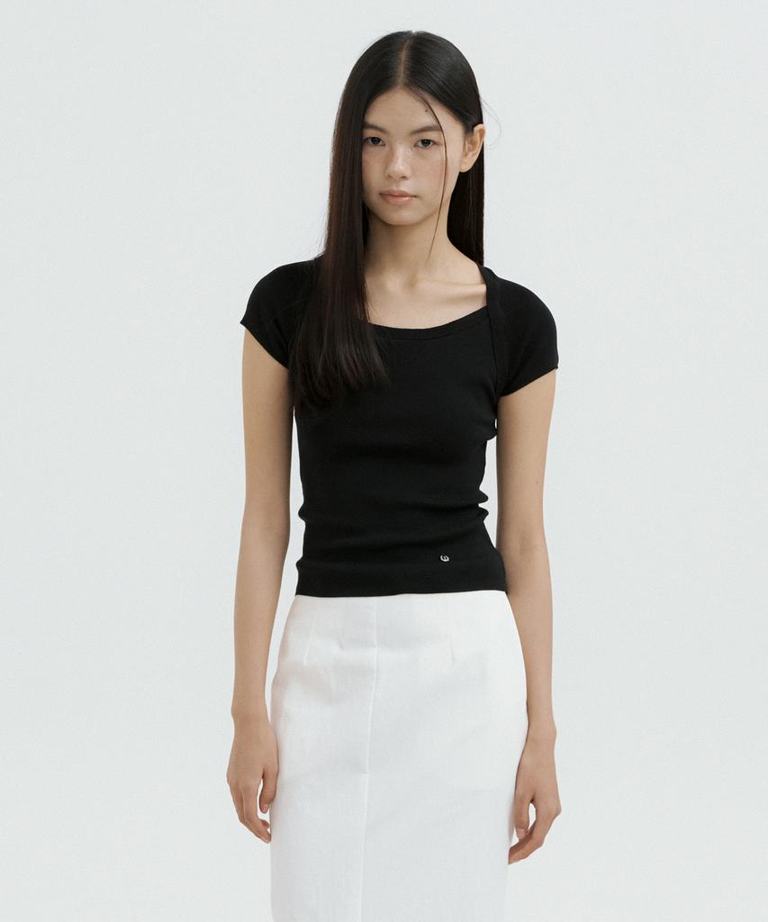 LUCIR ZU Boatneck Bolero Knit Top (Black)
