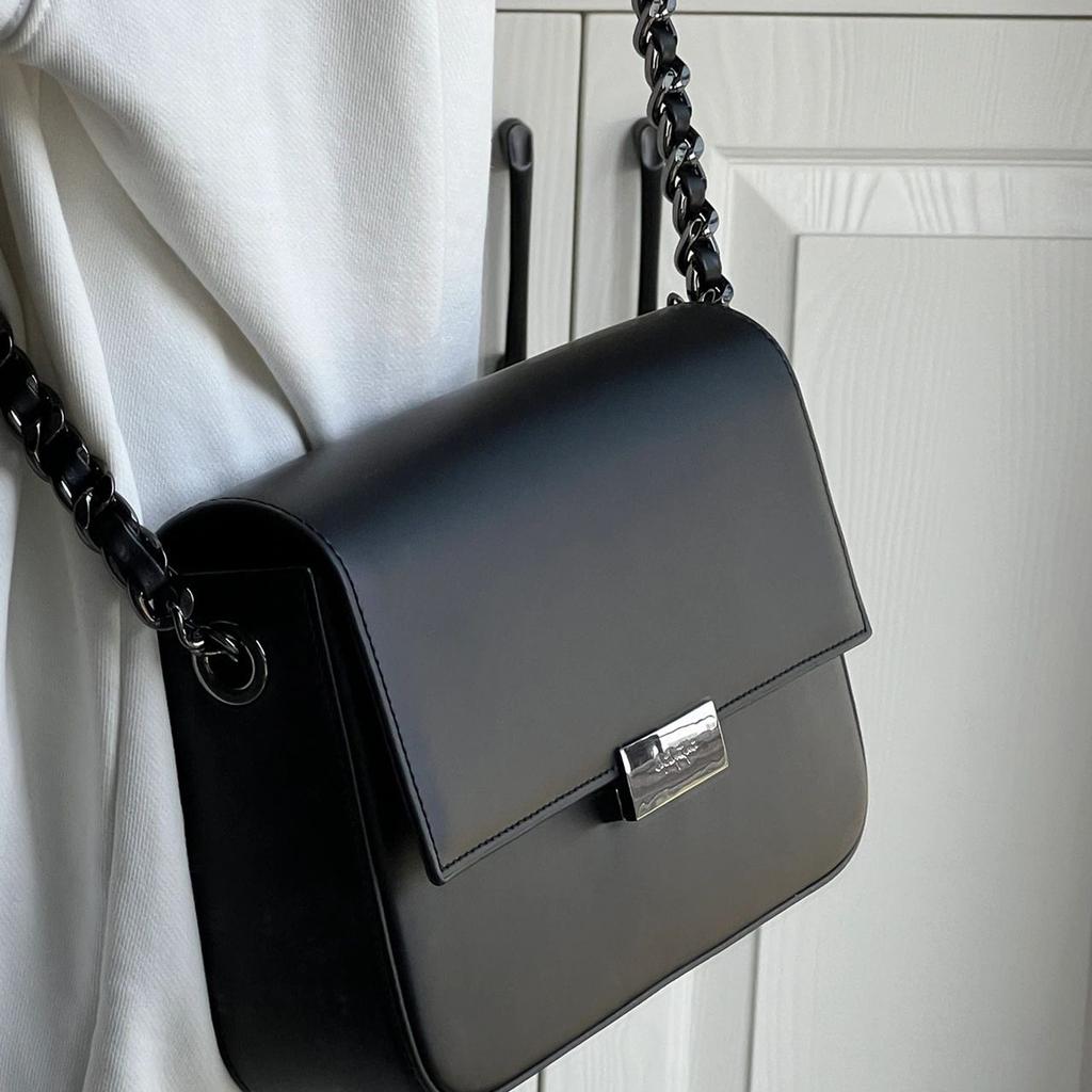 Весенние новые квадратные сумки для женщин, французская роскошная текстура, сумка через плечо, классические черные сумки на цепочке для поездок на работу