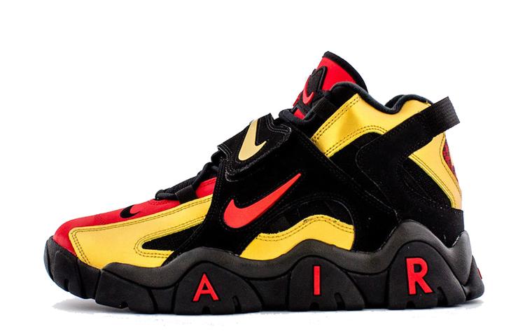 Nike Air Barrage Mid Black Metallic Gold CT1573-700