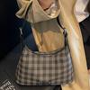 Super Fire Niche Cloud Bag New Casual Versatile Retro Plaid Bag Large Capacity Foreign Style Shoulder Messenger Bag Women