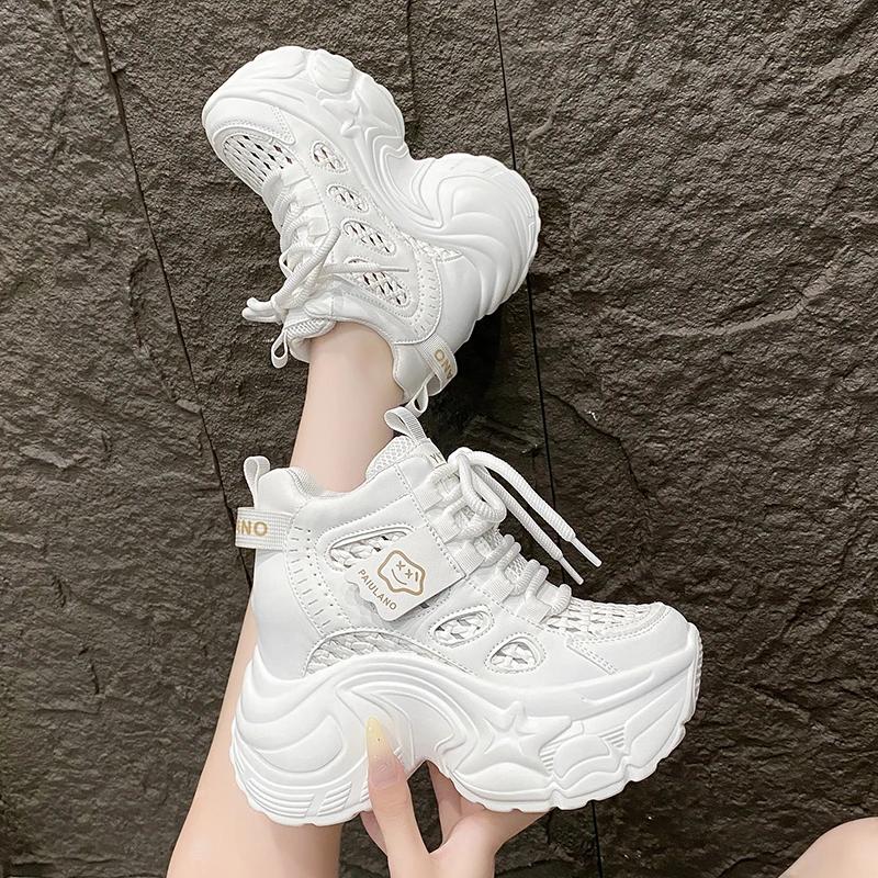 Модные 10-сантиметровые массивные кожаные кроссовки, летние повседневные вулканизированные туфли на шнуровке, женские кроссовки на высокой платформе, дышащие, с полым сетчатым верхом, спортивные кроссовки в стиле «папа»