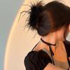 Заколка для волос Pure Desire Feather Ostrich Hairpin - феерический аксессуар в виде акулы