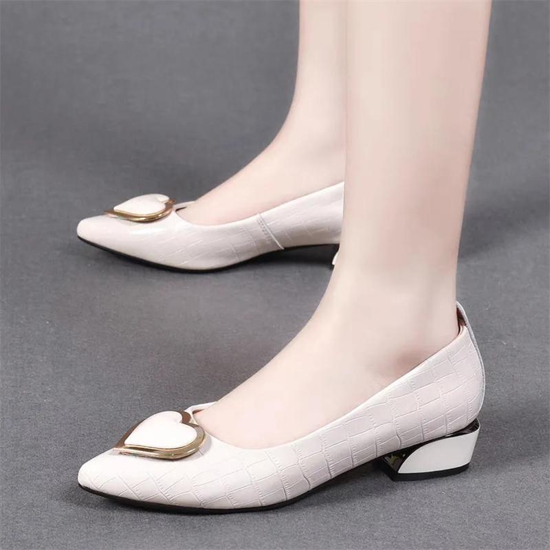 Женская обувь женская милая сексуальная белая с декором в виде сердец весенние слипоны на квадратном каблуке женская классическая черная удобная обувь на каблуке ab610