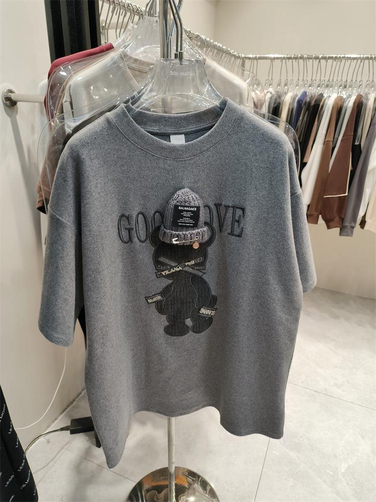 Футболка с короткими рукавами и принтом в виде мультфильмов для женщин в европейском стиле - весна 2023 г., модный топ с круглым вырезом