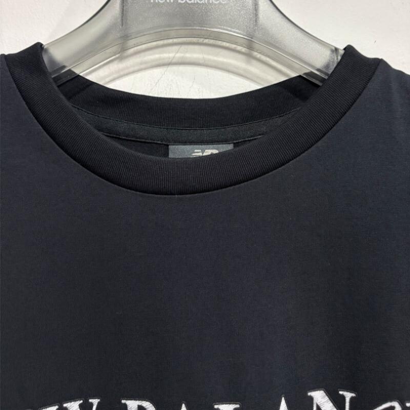 New Balance Футболка Uni Flying Lettering с коротким рукавом Nbnef21433 черная