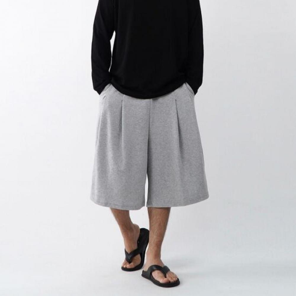 Onl Men Pin Tuck Bermuda Shorts 7 8 Length