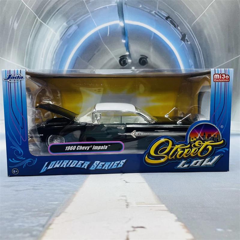 Jiada 1:24 1961 Chevrolet Impala Classic car simulation Alloy collection car model for children's birthday gifts31