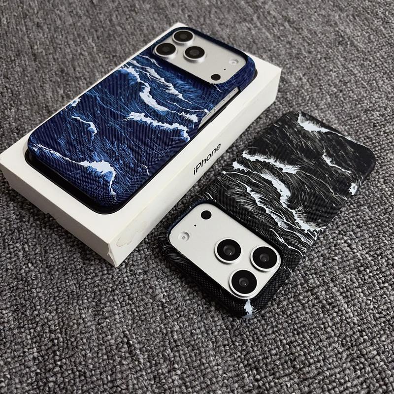 Магнитный ультратонкий ПК-кейс из углеродного волокна для iPhone 17 Pro Max - Дизайн с полуоберткой, деколь