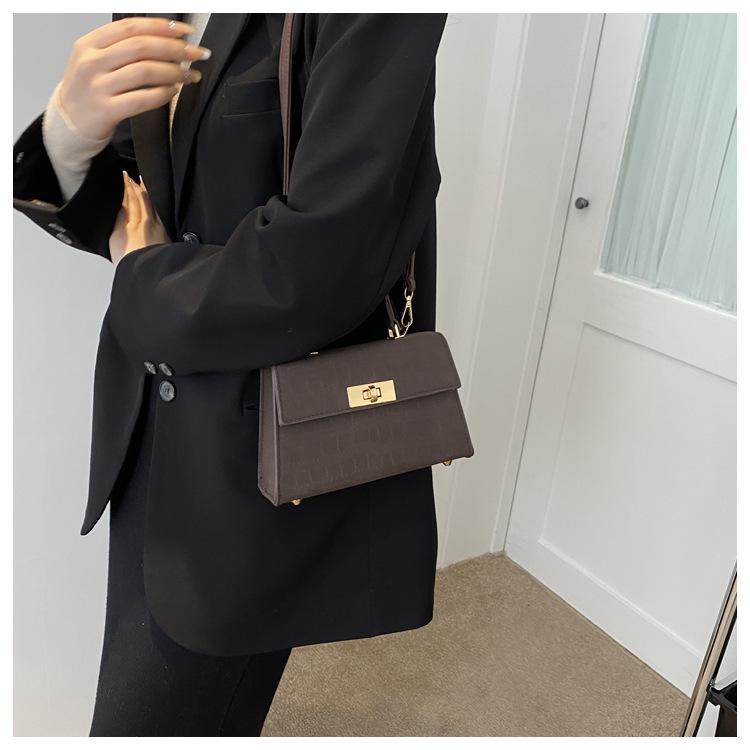 Женская ретро текстурированная зимняя сумка через плечо 2023 с застежкой-пряжкой